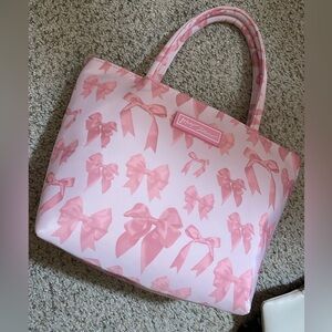 betsey johnson lunch bag